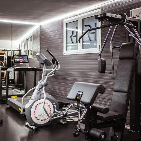 Raffaello & Mooka Restaurant Hotell 4*