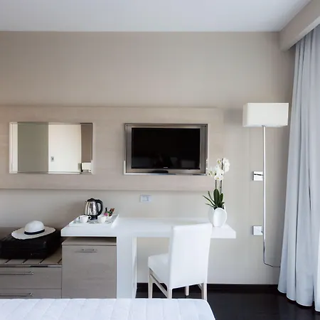 Hotell Raffaello & Mooka Restaurant