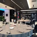 Hotel Raffaello & Mooka Restaurant 4*