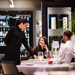 Raffaello & Mooka Restaurant Hotel