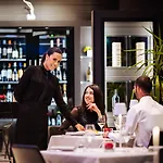 Hotel Raffaello & Mooka Restaurant