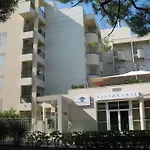 Raffaello & Mooka Restaurant 4*