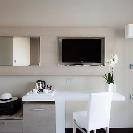 Hotel Raffaello 4*