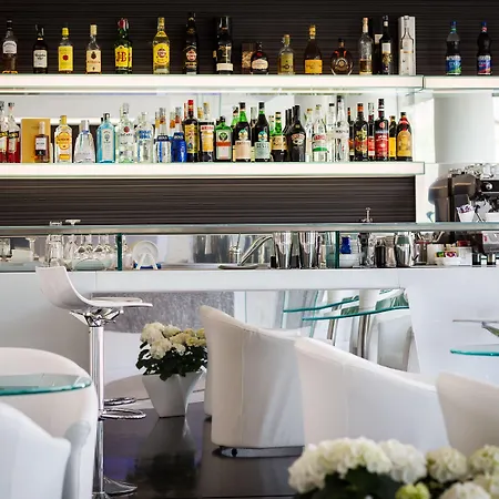 Raffaello & Mooka Restaurant