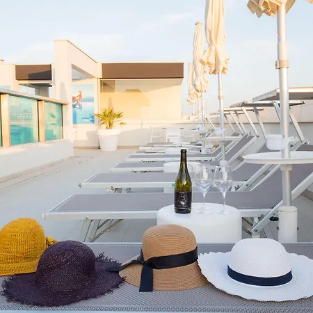 Otel Raffaello & Mooka Restaurant 4*