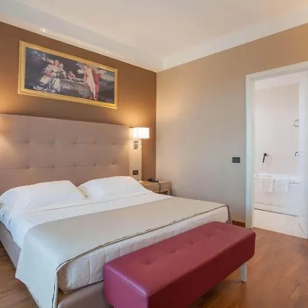 Raffaello Hotel